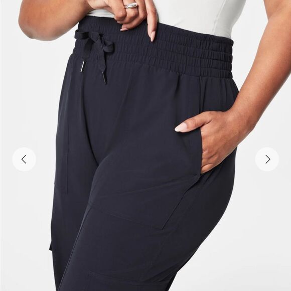 Spanx Out of Office Cargo Jogger Pants Gray M Petite - Picture 8 of 8